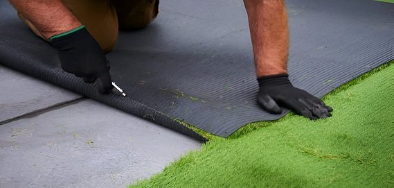 modern Artificial Grass Installation dubai